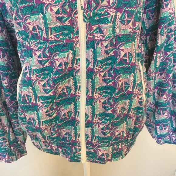 Antigua Vintage Geometric 90’s Windbreaker - Picture 6 of 8